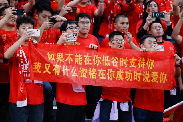 哈维出任荷兰主帅，开启“外籍教头”新篇