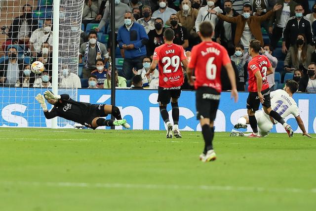 皇马客场2-1力克西班牙人 埃斯皮绝杀