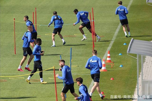 面对日本男篮，中国队决胜关键在王俊杰